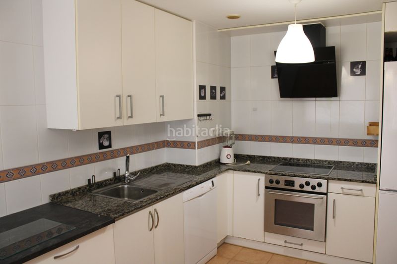Foto ddb2c16c-e971-4171-9204-b59611a099c9. Casa adossada a a penasca 13 a Miño