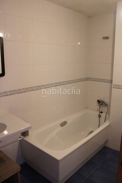 Foto f03002c4-660a-47f7-9f8e-b79f20978941. Casa adossada a a penasca 13 a Miño