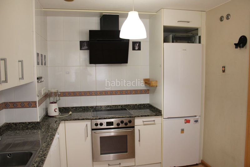 Foto f9339e3c-e766-4684-81e0-0d7b6332e91e. Casa adossada a a penasca 13 a Miño