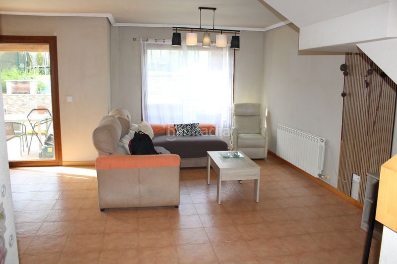 Foto fb817699-57e2-448d-8898-8cfbde31800d. Casa adossada a a penasca 13 a Miño