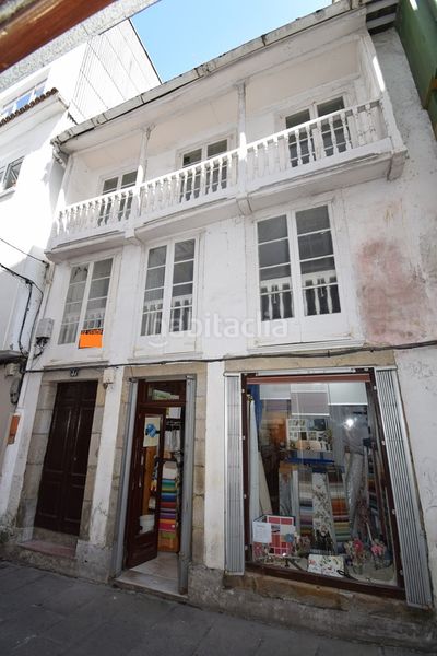 Foto 96748c3f-9859-47b1-b0ad-a49bcc890eee. Casa adossada a Pontedeume