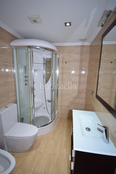 Foto ad46216a-e056-4acf-8277-7ad81b8b816f. Apartament amb calefacció a Monte Alto - Zalaeta - Atocha Coruña (A)