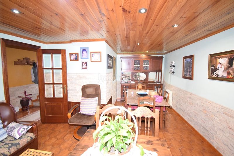 Foto 8ca1e0fd-3005-48f3-ba32-e1d4d3eb4dbd. Casa amb calefacció a Miño