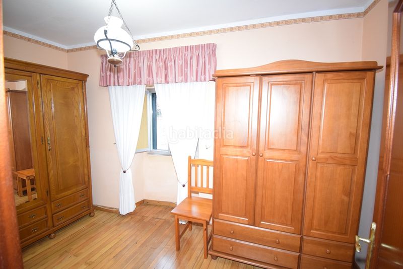 Foto b8a4c00f-26eb-4b37-a208-e5843cc558c7. Casa amb calefacció a Miño