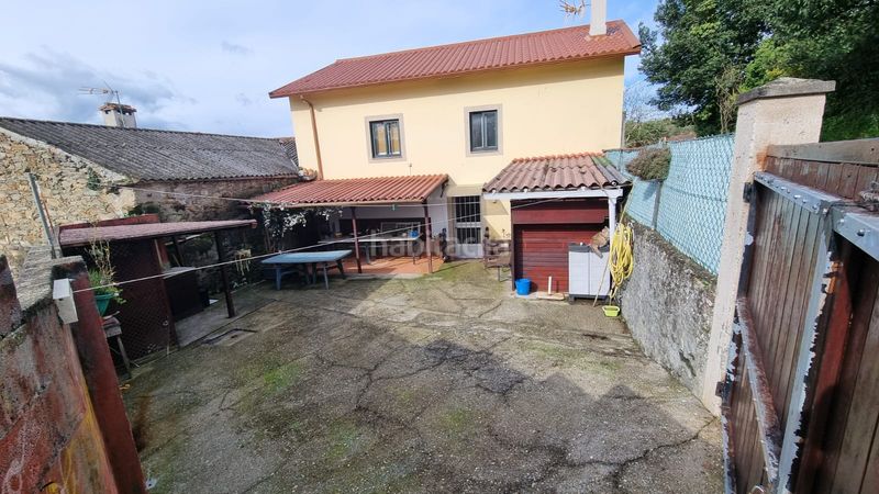 Foto f2208784-8da8-424f-9cef-d232da902d1a. Casa amb calefacció a Miño