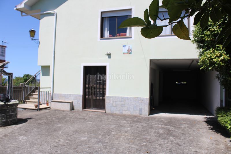 Foto 4d4a4c44-e020-4cd3-928a-b7848fc49917. Casa amb aparcament a Miño