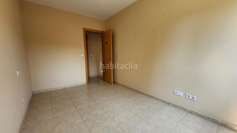 Foto 0e7c1c68-cb07-497a-be98-b052c9ea597b. Pis a calle prado grande 2 a Miño