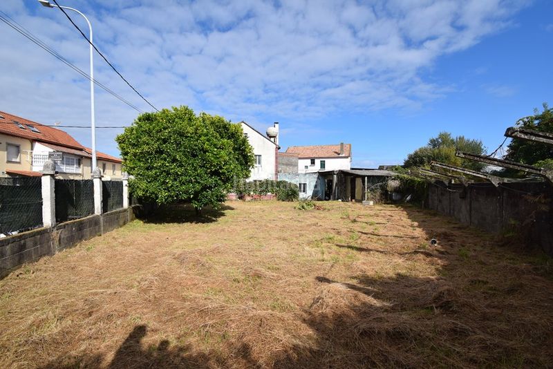 Foto 449625b9-c112-489c-844e-ebc9f5057da6. Casa a carretera loureiros 11 a Pontedeume