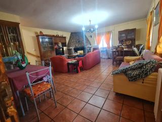 Chalet  Calle margarita 134a. Chalet independiente en la dehesa peñalba