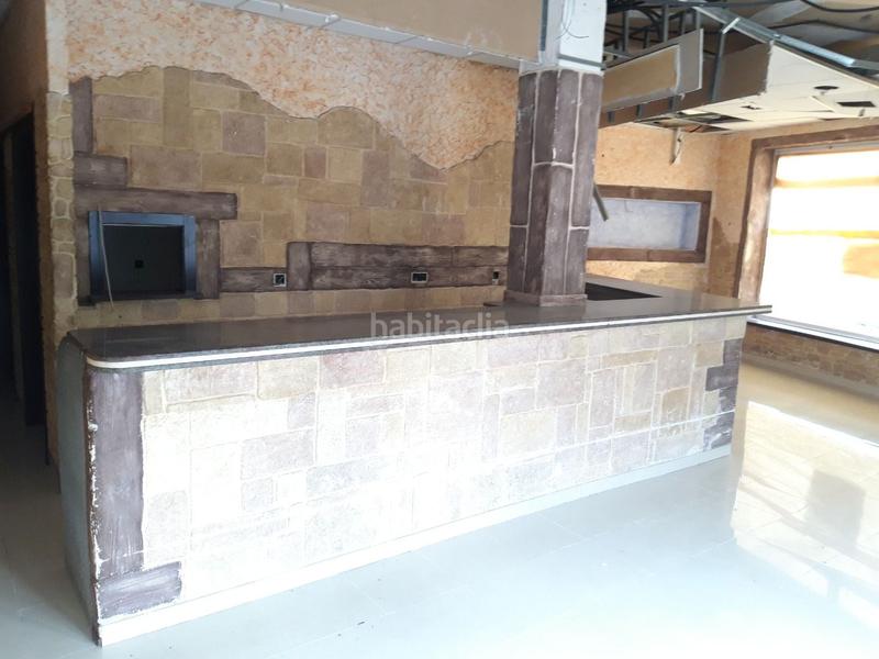 Foto 34cd8d28-5a20-4584-bd0c-71e341b3e288. Affitto locale commerciale in Cambados