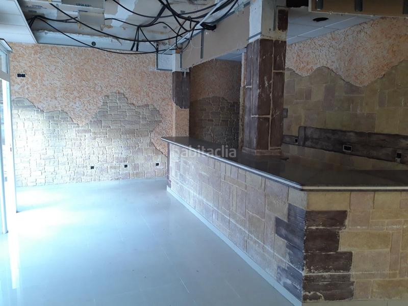 Foto 25624a38-380c-40a1-a8f8-61ff593e237d. Rent business premise in Cambados