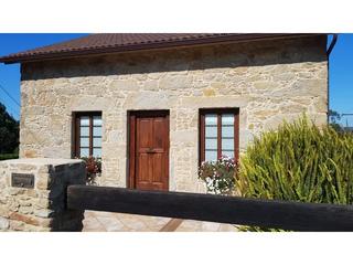 Casa  Ra da estacin. Preciosa casa restaurada