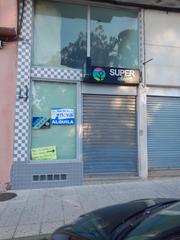 Lloguer Local Comercial a Ac-305 63. Local comercial sito en avda constitución