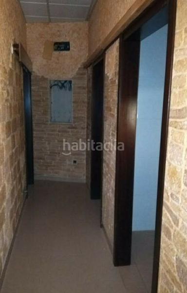 Foto b6bdfb1d-a365-4ab7-b7e0-85f5be2ed805. Affitto locale commerciale in Cambados