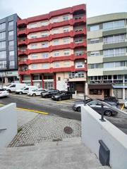 Locale commerciale in Avenida de Barraña 1