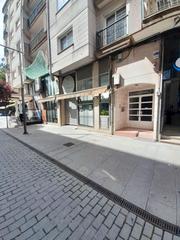 Locale commerciale in Rúa Borobó 4