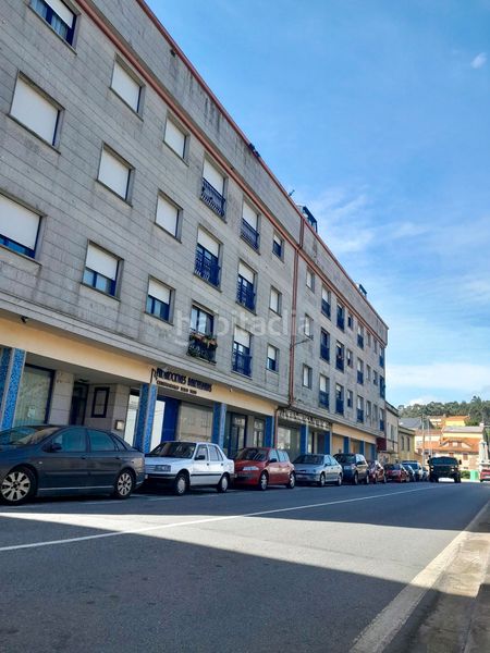 Foto f463beae-a162-44cf-bd85-0477aff2b09f. Local comercial a ac-305 28 a Boiro