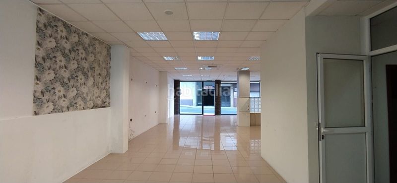 Foto c00137c2-c6dc-4e87-a505-47807831db60. Alquiler local comercial en santa uxía de Ribeira Ribeira