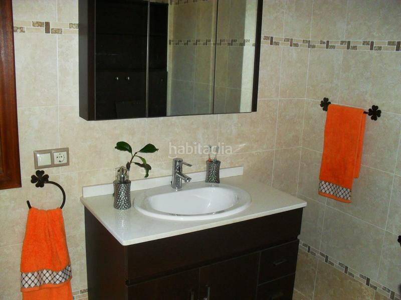 Foto 16a6f7cf-805d-4f39-9b5d-c00e0d659df3. Rent chalet with parking in Dorrón Sanxenxo