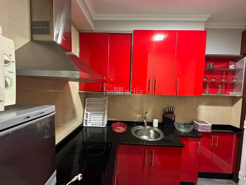 Foto f2b1c533-3306-487d-84cc-4ae5b62ad496. Rent ground floor with parking in Sanxenxo pueblo Sanxenxo