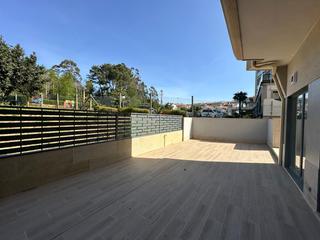 Rez-de-chaussée  Rúa de vigo. Se vende bajo totalmente nuevo a estrenar en calle de vigo, sanx
