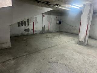 Parking coche  Rúa eduardo pondal. Excelente oportunidad plazas de garaje
