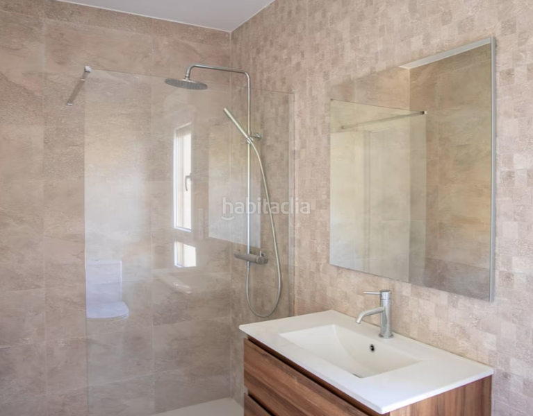 Foto 4100d0ea-433d-4a57-a800-8fc60030e42c. Chalet se vende promoción de chalets en Noalla, . en Sanxenxo