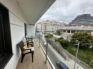 Lloguer Pis  Rúa de madrid. Se alquila piso en sanxenxo el mes julio.