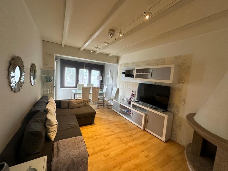 Foto 7357e63b-8a79-4d23-810d-6f4d5b67feaa. Rent flat with parking in Sanxenxo pueblo Sanxenxo