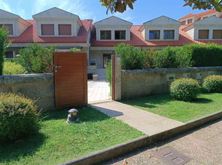Casa adossada  N/a. Se vende chalet adosado en la toja