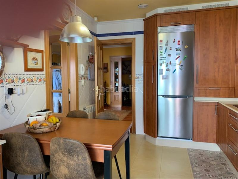 Foto ae4bd75c-aee7-4a7b-bb0d-dc933e0f1807. Casa a schiera con riscaldamento parcheggio piscina in Sanxenxo