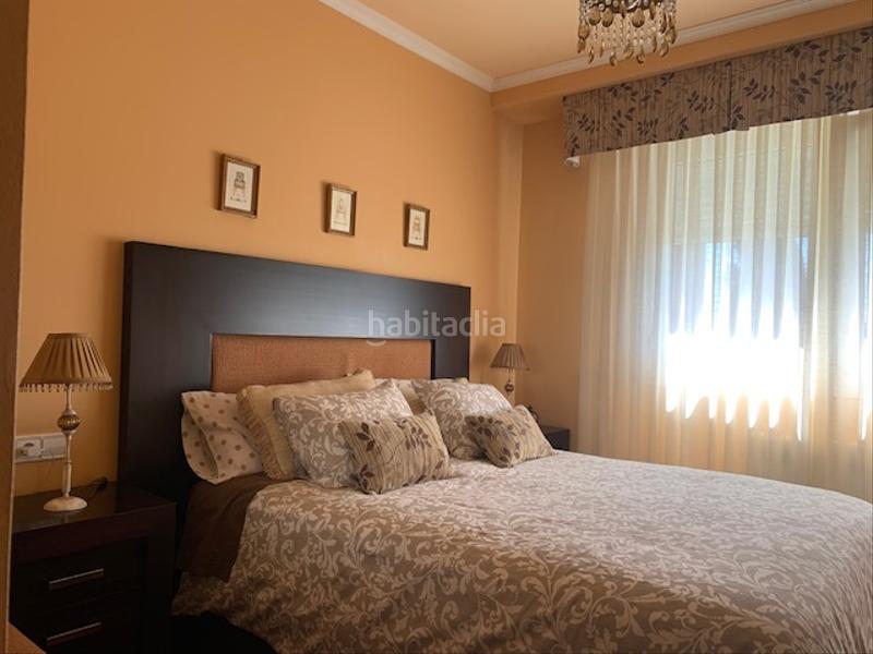 Foto eb88b090-fd53-40cd-ab80-a0665855dcd1. Casa a schiera con riscaldamento parcheggio piscina in Sanxenxo