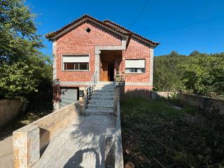 Casa  Plaza lino arcos salgado. Casa para reformar en zamar
