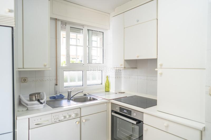 Foto 8e611c5c-433a-4415-9014-be05c36a6a7d. Rent flat with heating parking in Sanxenxo pueblo Sanxenxo