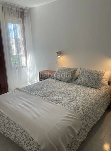 Foto dd39ac01-51d2-46a0-a9d0-e48e71c444e4. Lloguer pis amb calefacció aparcament a Sanxenxo pueblo Sanxenxo
