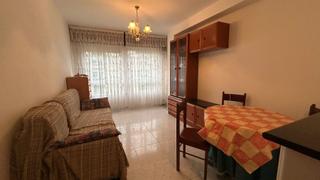 Apartament  Estrada gasset. Coqueto apartamento  cercano a playa do areal
