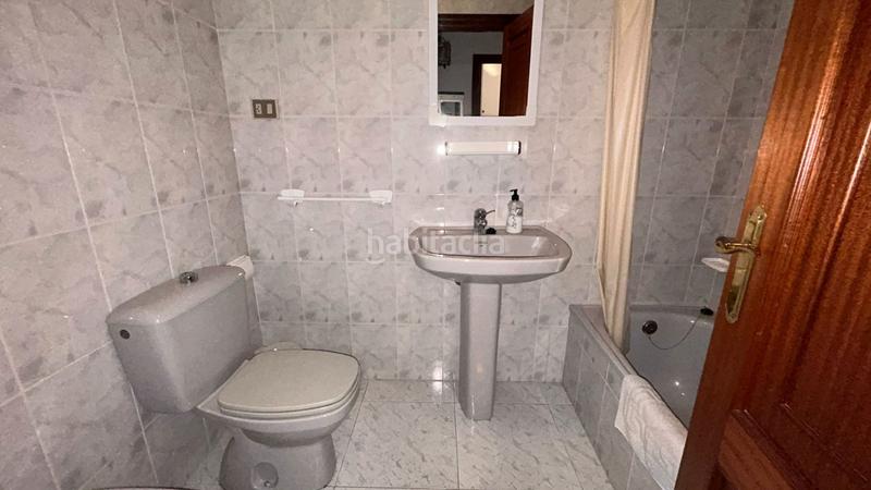 Foto d7314fdf-c613-453f-9ea5-ff4bc3788a4e. Apartamento coqueto apartamento cercano a playa do areal en Pobra do Caramiñal (A)