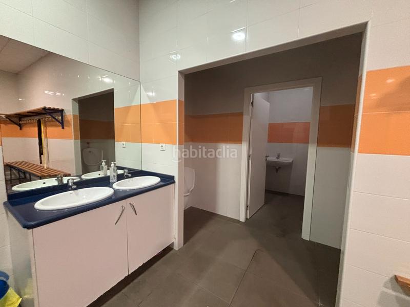 Foto c078c115-4c60-4d70-8301-b7caf7f14e35. Local comercial a Vilagarcía Vilagarcía de Arousa
