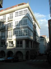 Parking coche  Rúa méndez núñez. Plaza de garaje en el centro de ribeira