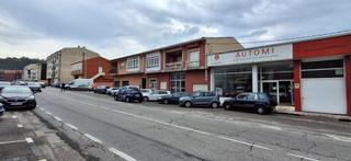 Lloguer Local Comercial a Calle cimadevila 73. Local comercial  de 140 metros a la entrada de boiro