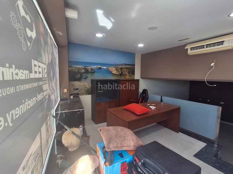 Foto 4d9e57d0-d3bb-483d-9655-fee4fee15e56. Affitto locale commerciale in avenida da constitución 49 in Boiro