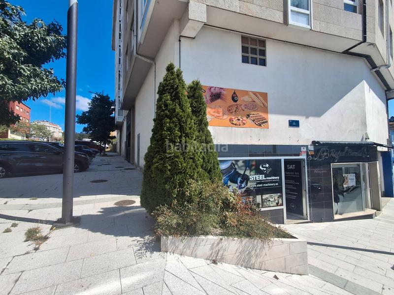 Foto ff076106-d40e-46c5-aca5-c2b41a203195. Affitto locale commerciale in avenida da constitución 49 in Boiro