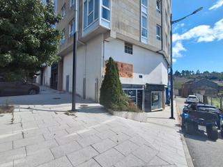 Lloguer Local Comercial a Avenida da constitución 49. Local comercial en alquiler