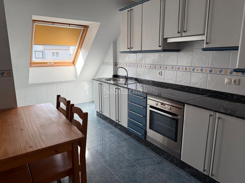 Foto 48d621ad-6c0f-42c7-bd3e-dedde0b51398. Àtic amb calefacció a O Milladoiro Ames