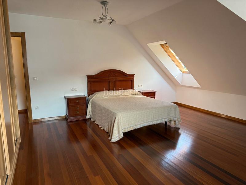 Foto 52f98ee0-9077-429a-9525-6abdcc559f04. Àtic amb calefacció a O Milladoiro Ames