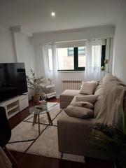 Miete Etagenwohnung in O Milladoiro. Piso 2 dormitorios alquiler milladoiro muy buen estado