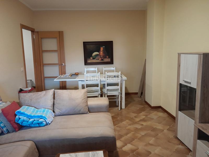 Foto a4c773be-23b7-467f-80a3-6cbfe3f0e0f5. Rent flat with heating in Cambados