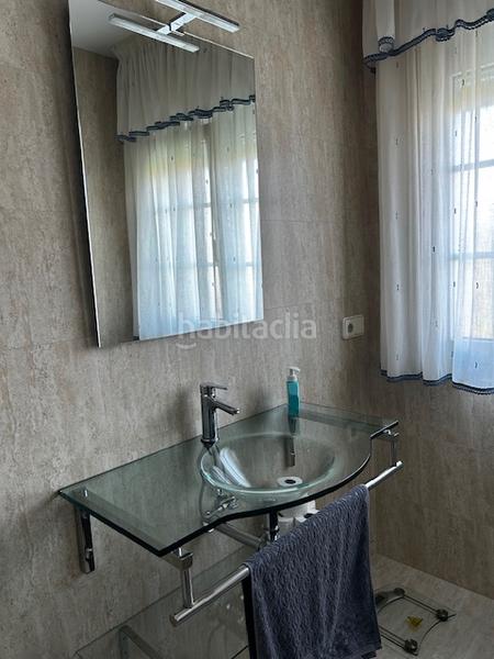 Foto cc95446c-7e6a-439f-871e-d0a533a58844. Chalet dans carballos 9 dans Illa de Arousa (A)