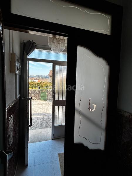 Foto 113e555b-b921-47f1-a2cf-578effc7f7ad. House with parking in Vilanova de Arousa