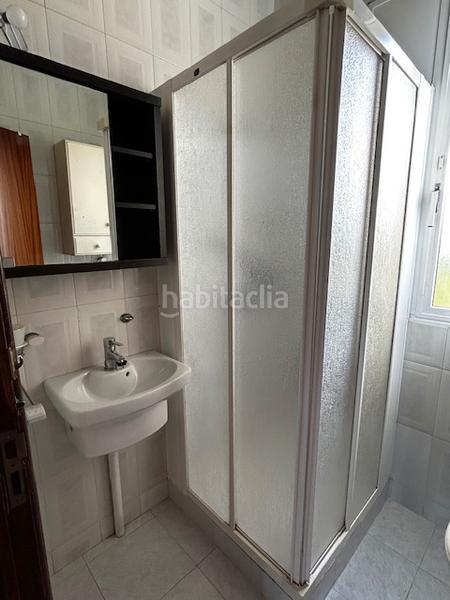 Foto 952d6ddf-c9c7-4d78-8e81-992b9ea992a0. House with parking in Vilanova de Arousa